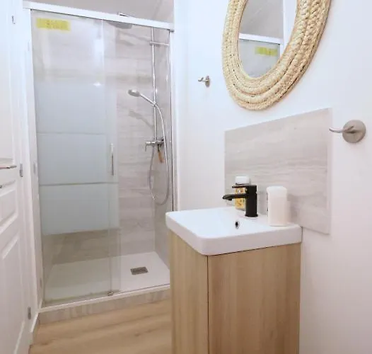 Chatel - Centre - 1 Lits - Canape Convertible - Communicante - Parking Proche - Gere Par Prestazen'services * Verdun-sur-Meuse